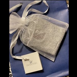 NEW SWAROVSKI FOR THE SPORTY GIRL!! WRISTBAND